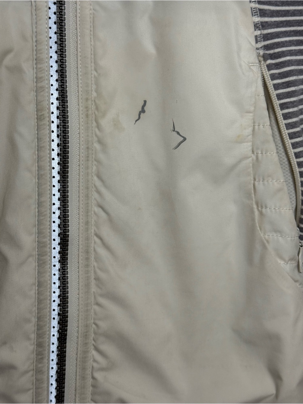 lululemon athletica Performance Zip Jacket in Cream and Gray - Picture 5 of 5